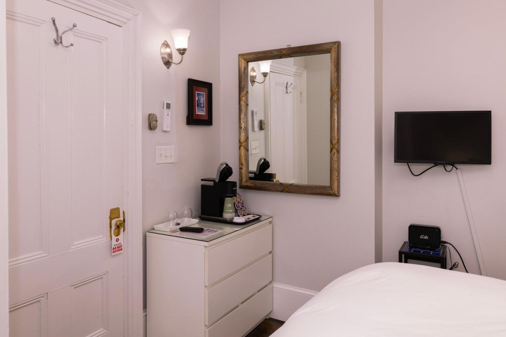 Prince Albert Guest House, Провинстаун Стая снимка