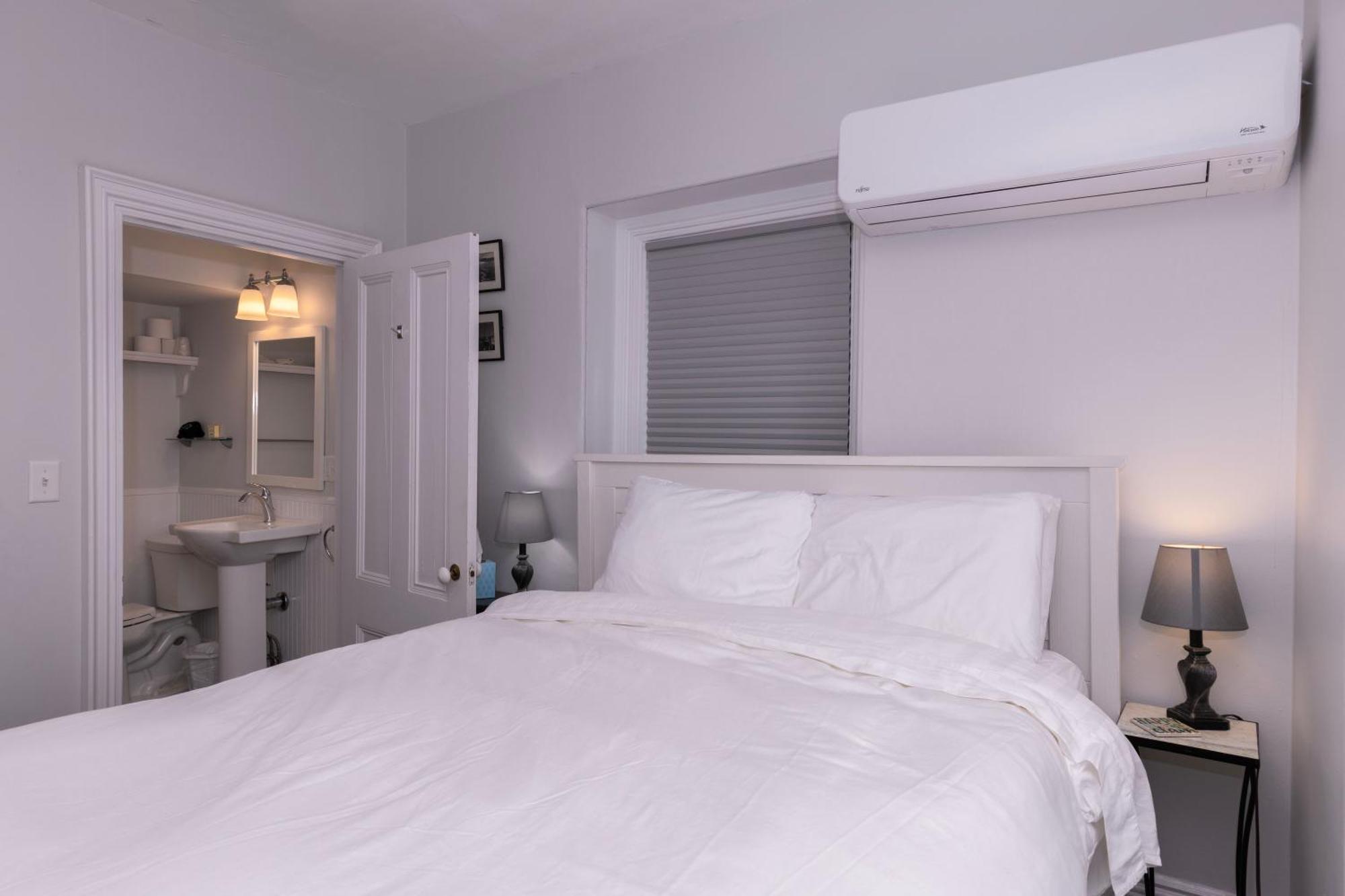 Prince Albert Guest House, Провинстаун Екстериор снимка