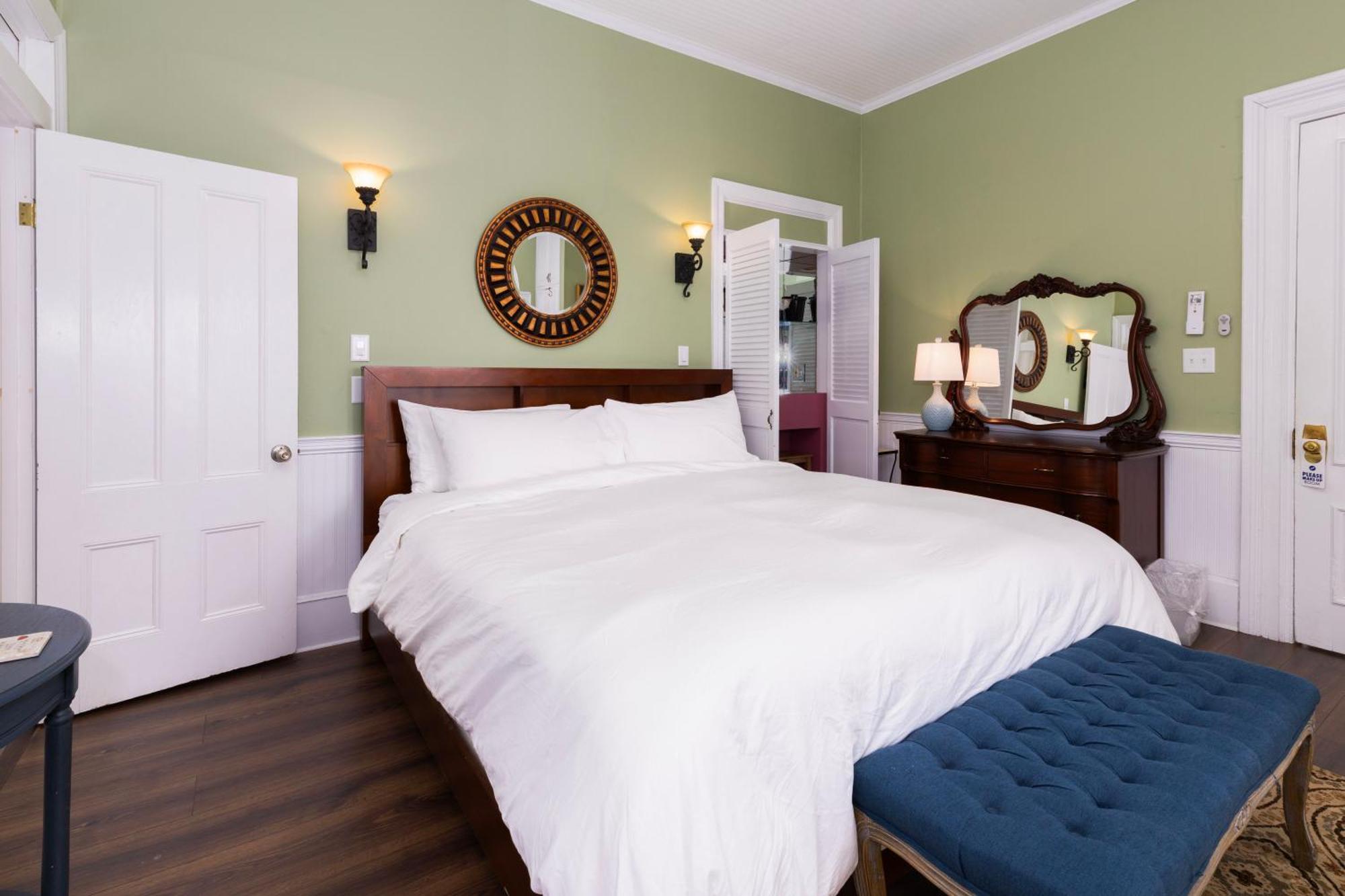 Prince Albert Guest House, Провинстаун Екстериор снимка