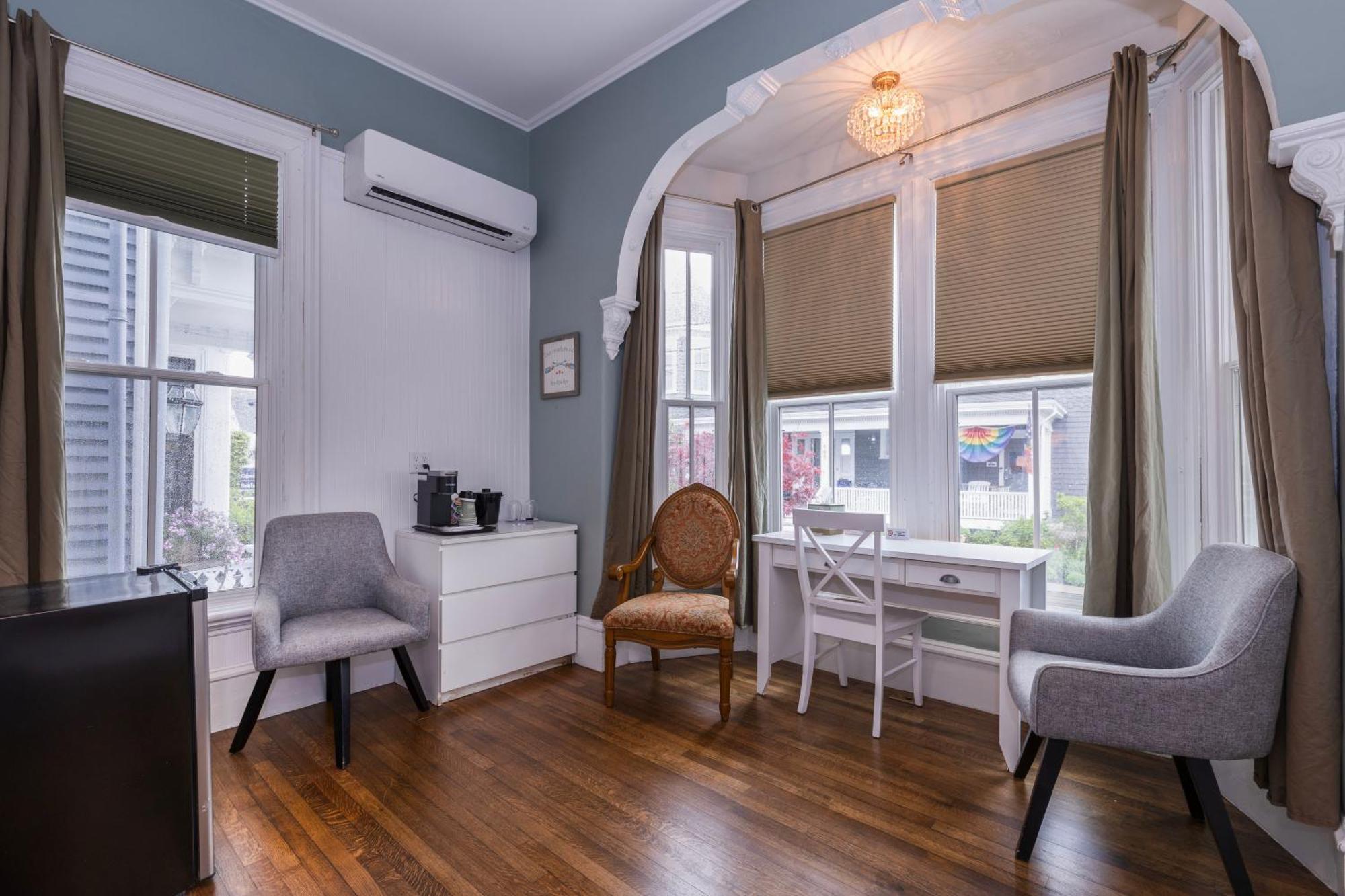 Prince Albert Guest House, Провинстаун Екстериор снимка