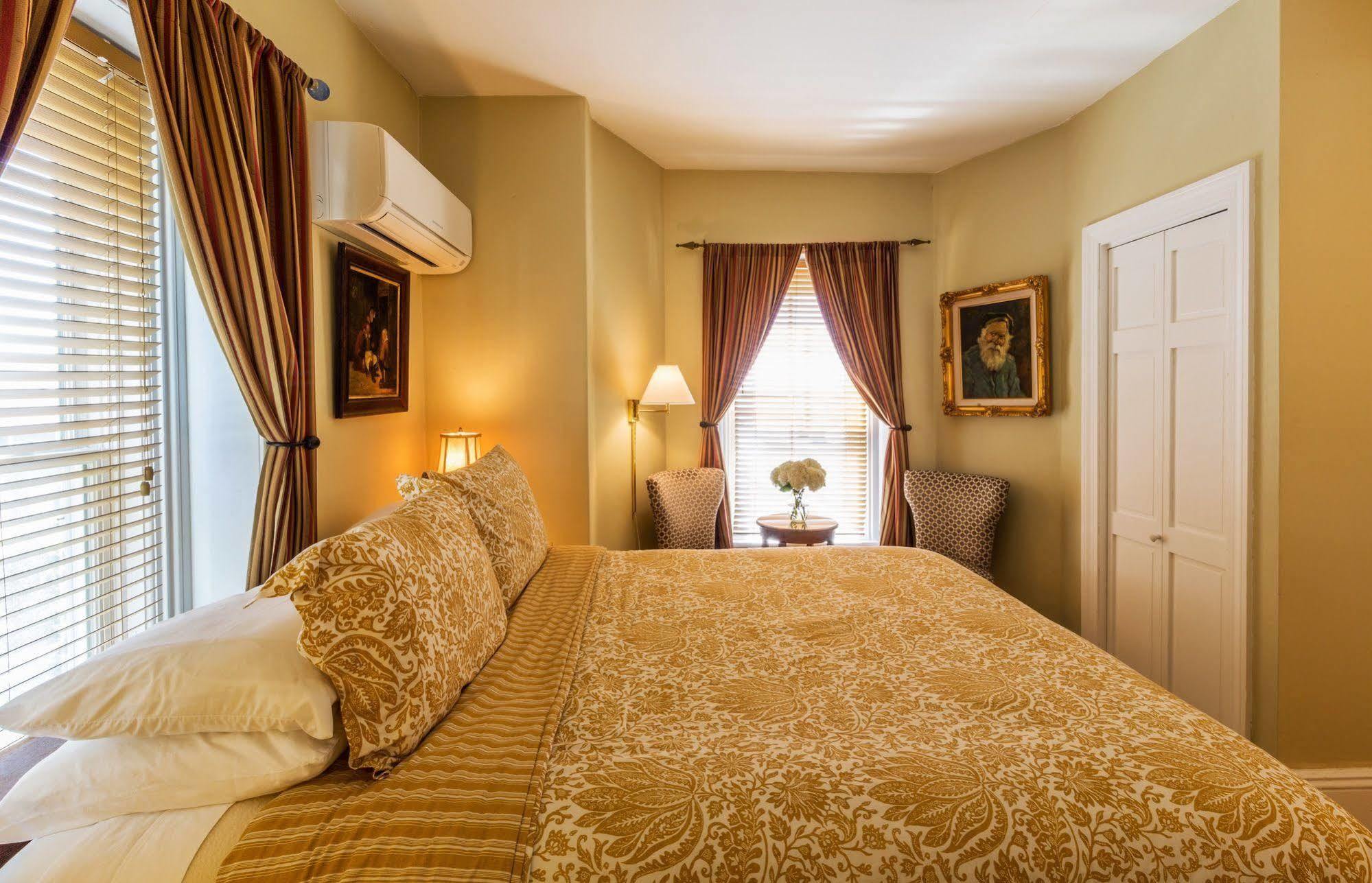 Prince Albert Guest House, Провинстаун Екстериор снимка